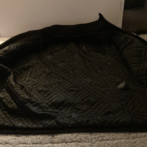 P coat - Picture 3 of 3